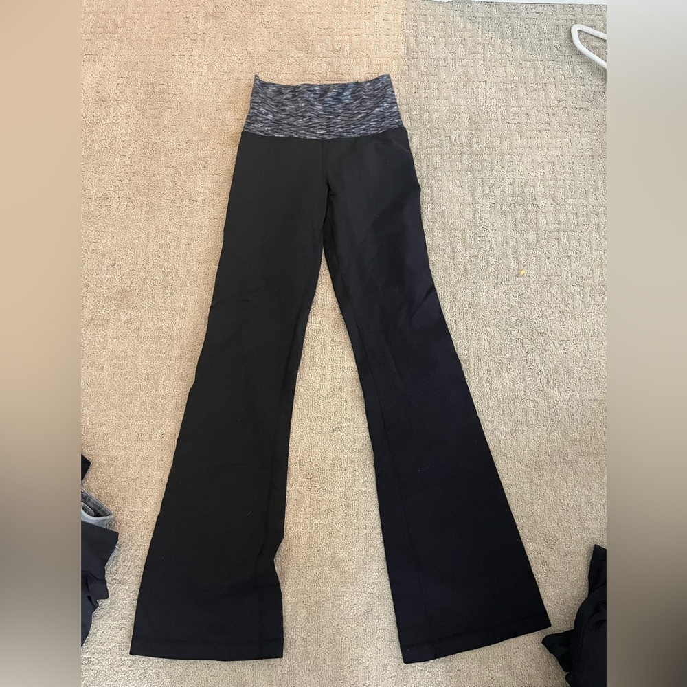 cute lululemon yoga pants!